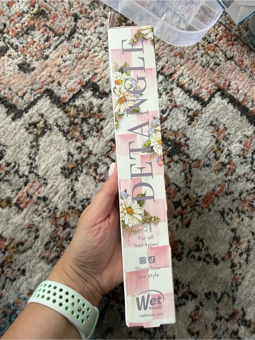 NEW- Wet Brush x Mackenzie Childs Pink Checkered Hair Brush - Picture 7 of 7